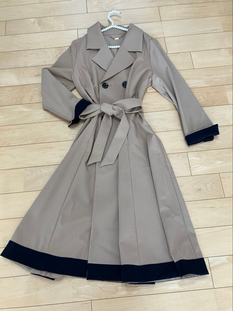 【完売品】【JENNE 】オードリーフレアトレンチコート M