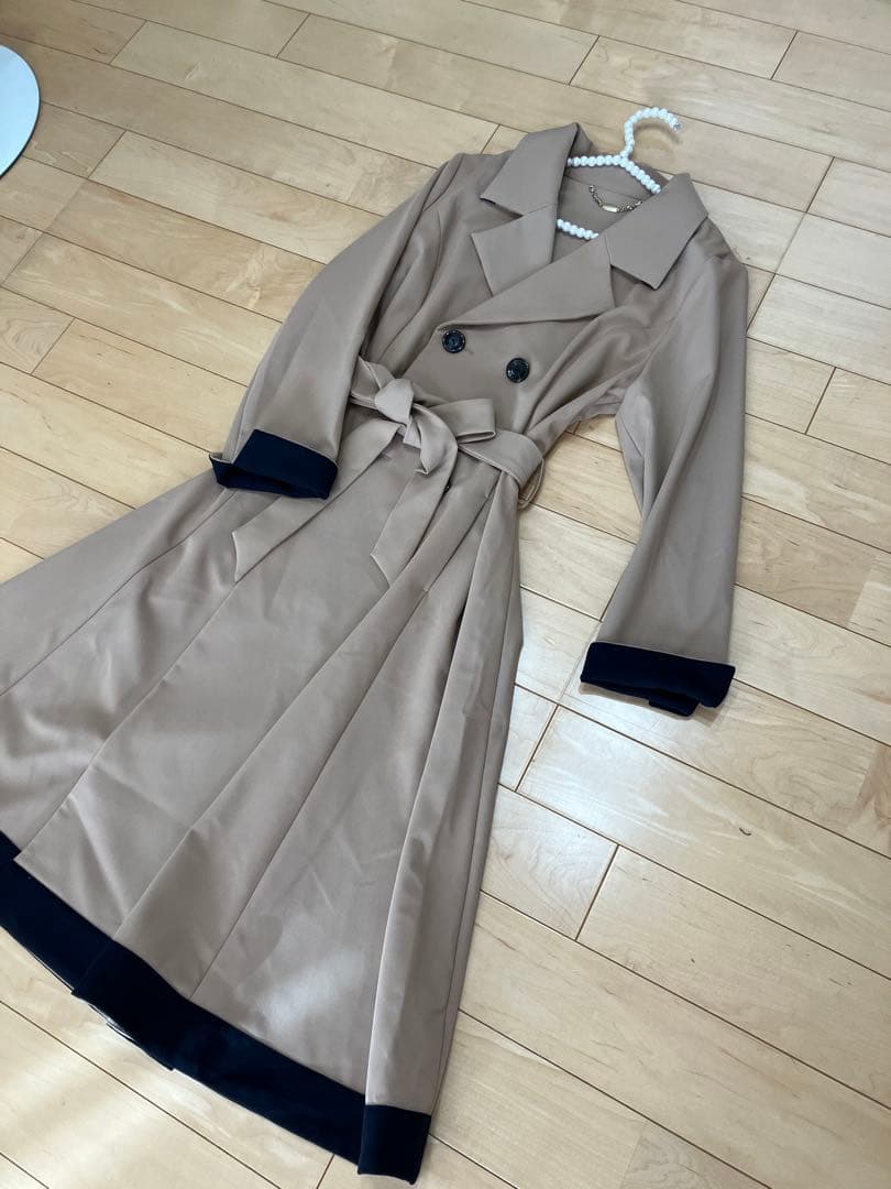 【完売品】【JENNE 】オードリーフレアトレンチコート M