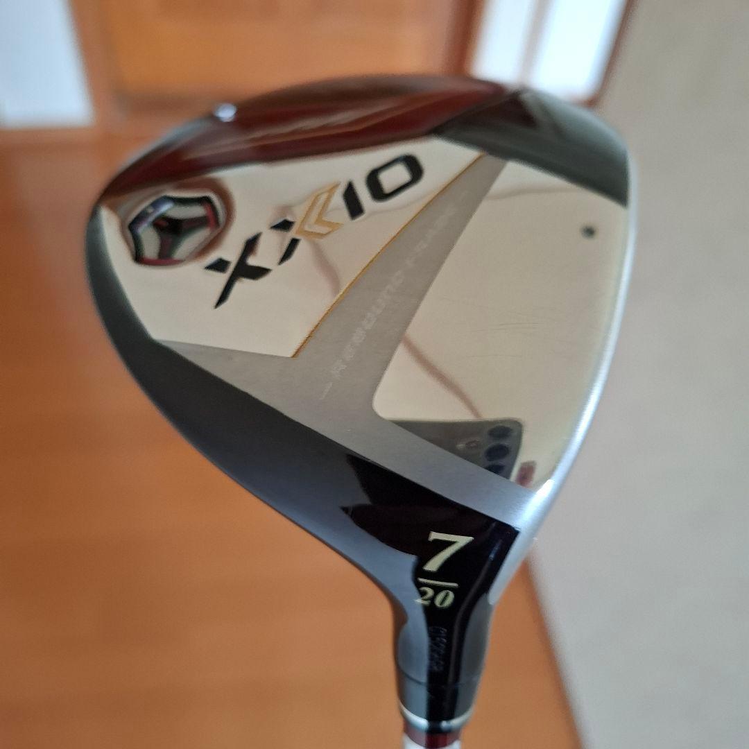【美品】ゼクシオ13 フェアウェイウッド７番 R 赤
