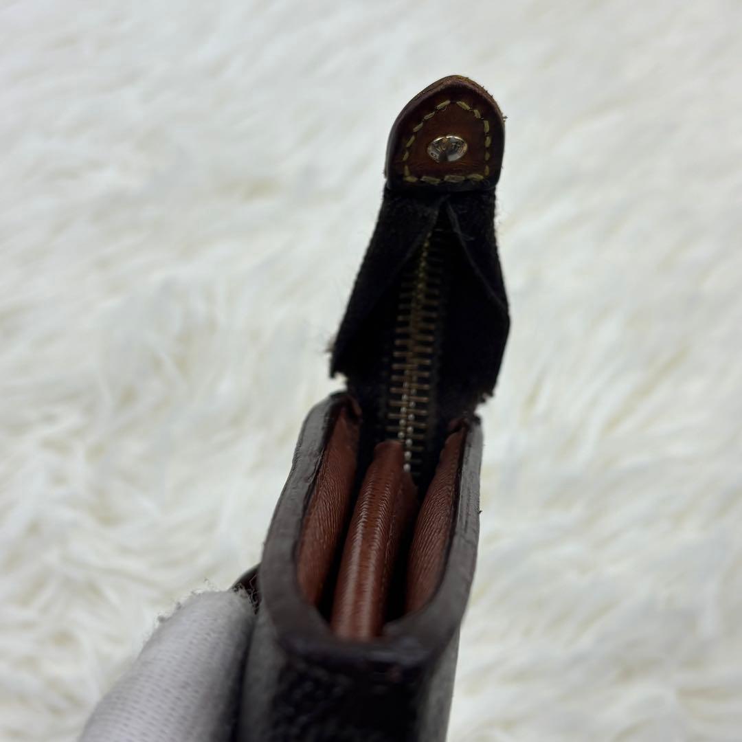 ルイヴィトン モノグラム ポルトフォイユアストリッド M61781 長財布