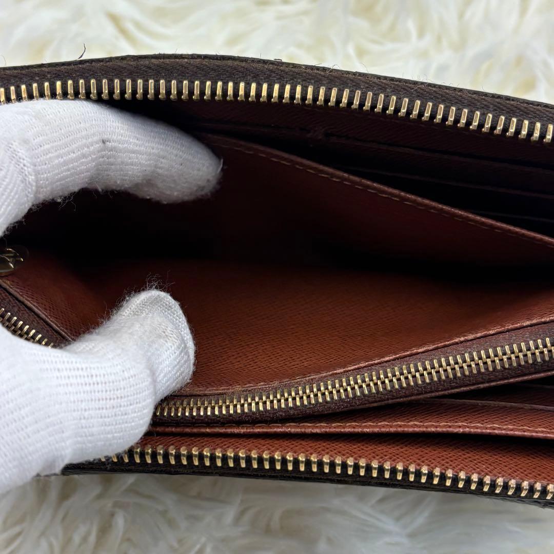 ルイヴィトン モノグラム ポルトフォイユアストリッド M61781 長財布