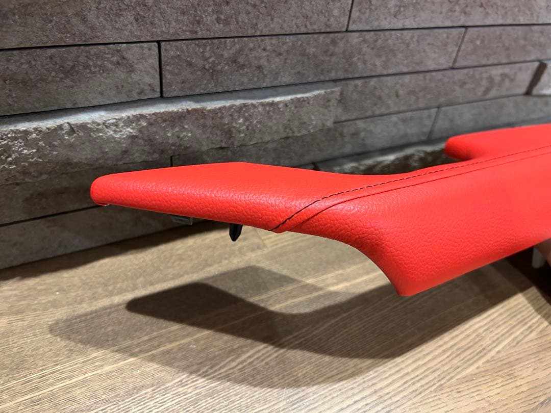 ハイラックス　アームレスト　交換用