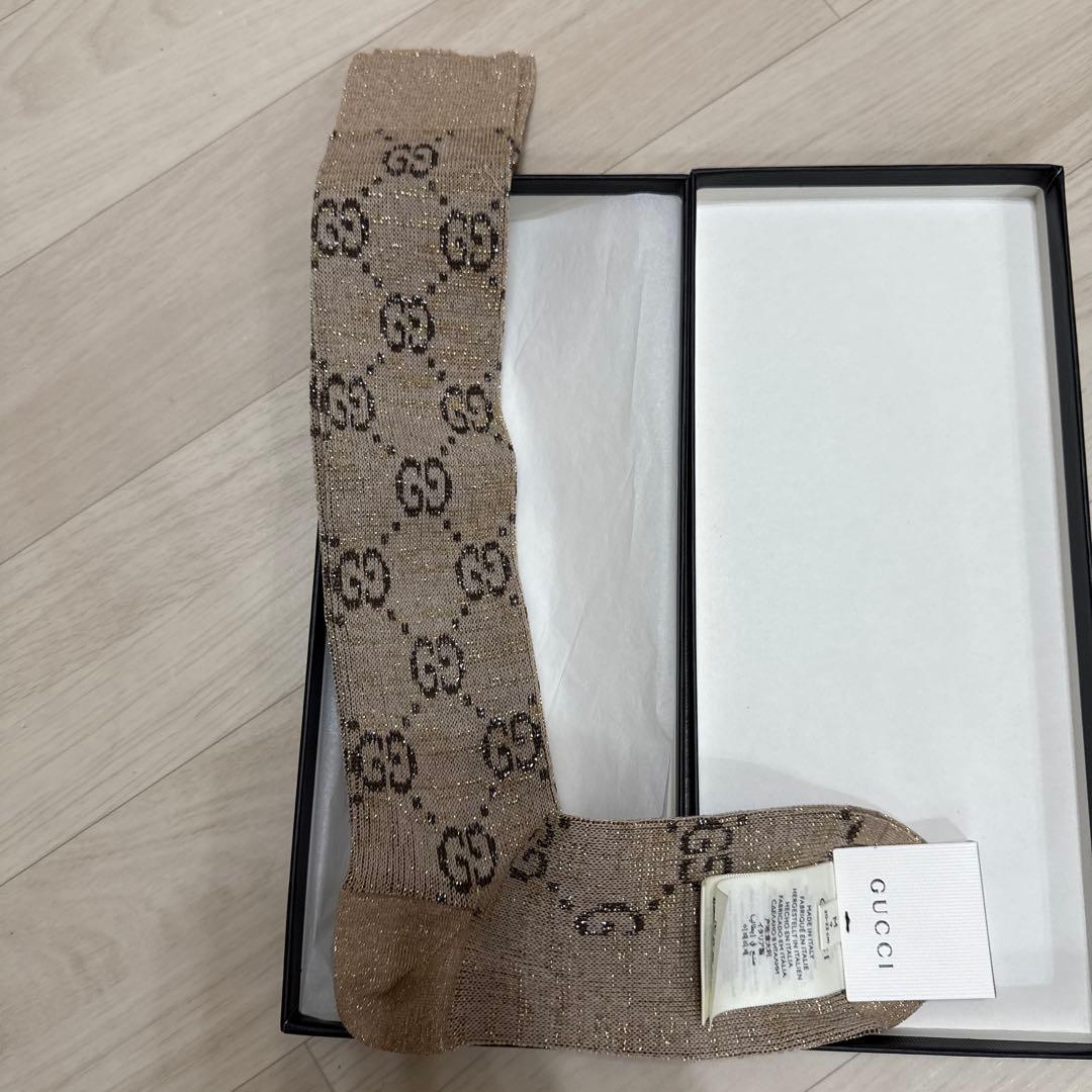 GUCCI 靴下　ソックス　M 総柄GG ロゴ　ラメ　箱付
