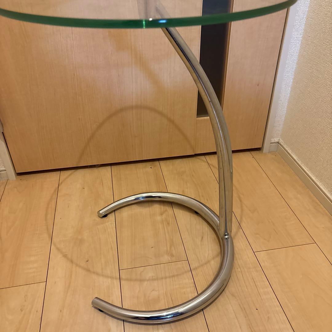 IDC大塚ガラスラウンド サイドテーブル