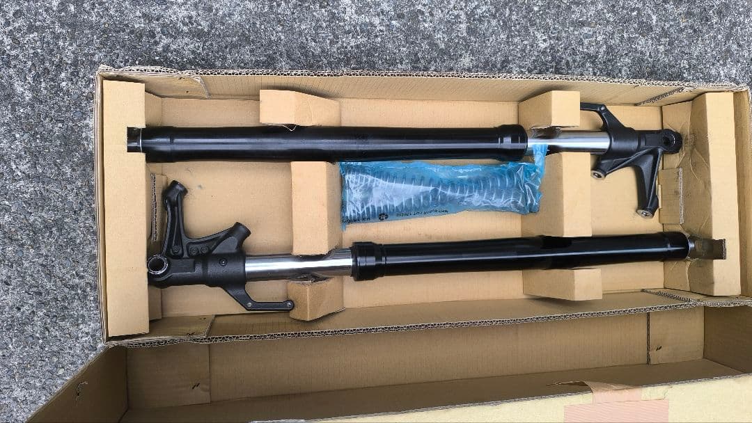 2014- ヤマハMT-09Aフロントフォーク　オーバーホール済み mt09