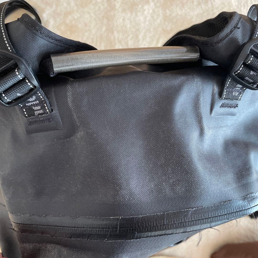 and wander ブラック リュック daypack