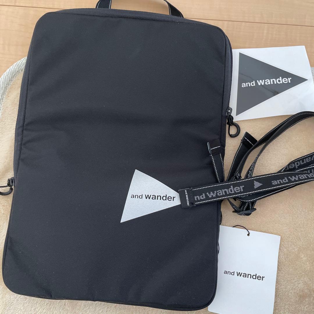 and wander ブラック リュック daypack