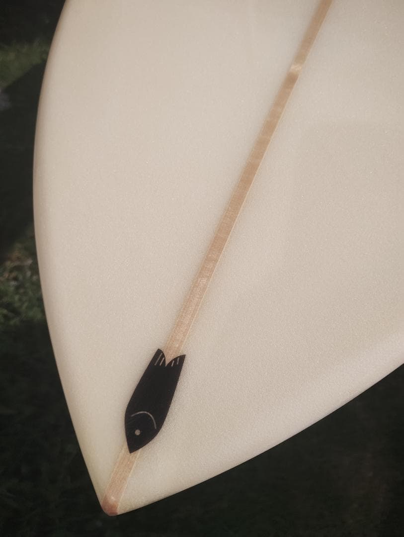 カツカワミナミ サーフボード / 5Fin BONZER 9`0