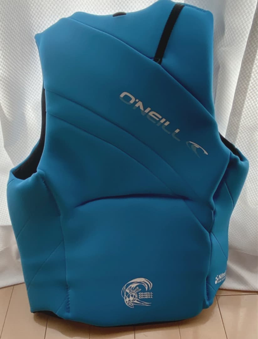 新品　ライフジャケット　オニール　O'NEILL 定価約24500円　ヨット　船