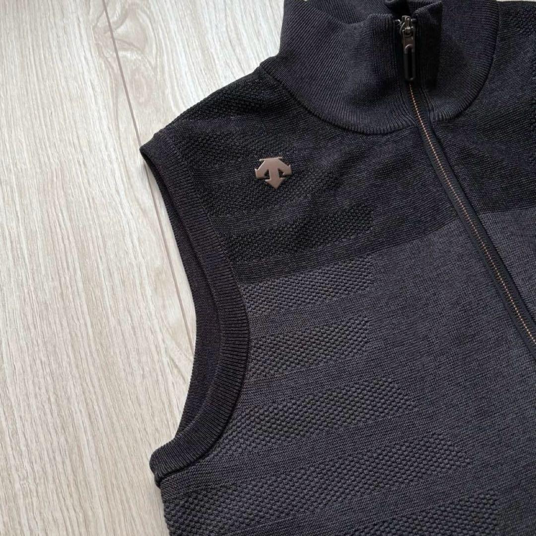 【極美品】デサントゴルフ ニットベスト メランジ ジップアップ M バイカラー