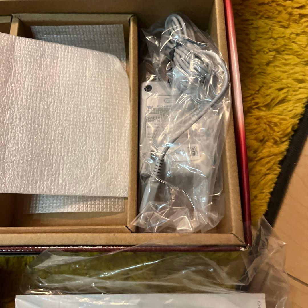 【美品】ニンテンドー3DS メタリックレッド