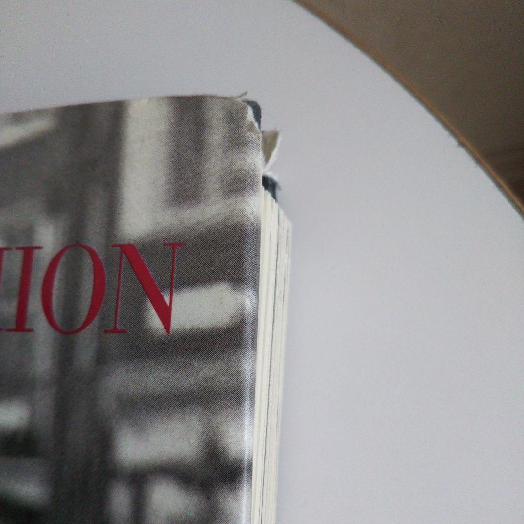 ア ヒストリー オブ メンズ ファッションハードカバー