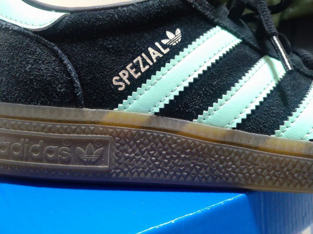 adidas　アディダス　 ハンドボール スペツィア　ブラックミント24.5cm