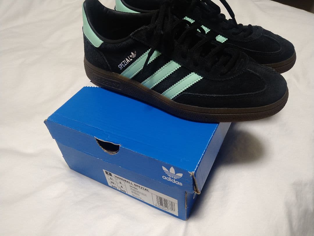 adidas　アディダス　 ハンドボール スペツィア　ブラックミント24.5cm