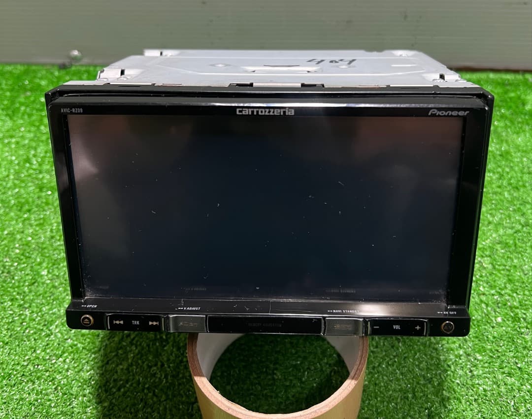 パイオニア AVIC-RZ09 ナビゲーション フルセグ。地図データ2014年版