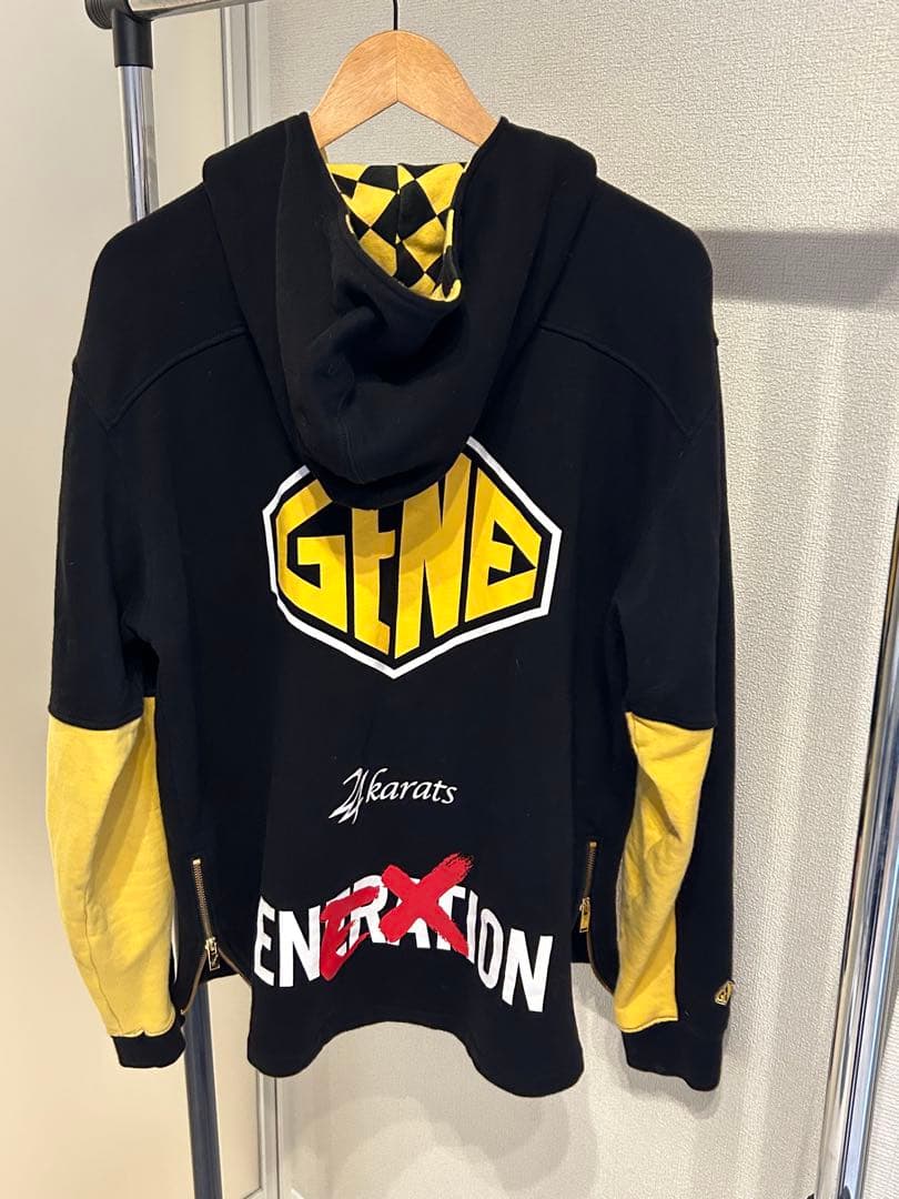 24karats フード付きジャケットとスウェットパンツセット