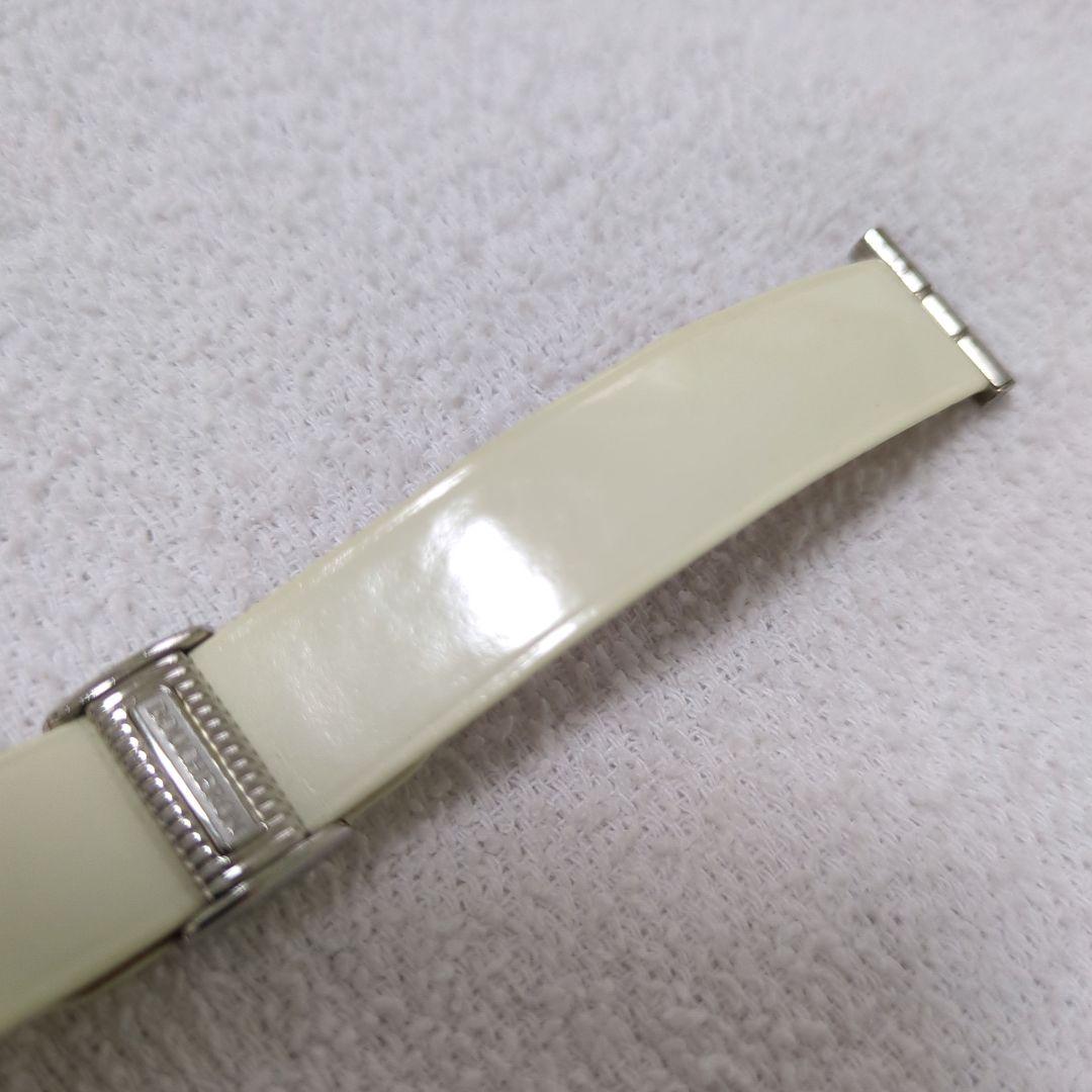 ブシュロン リフレ S スモール レザーベルト エナメル　白　アイボリー　時計