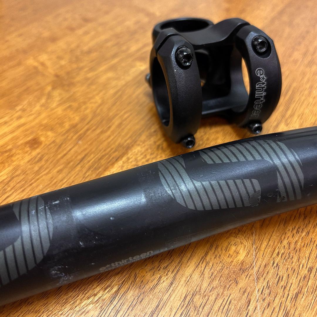 e*thirteen カーボンバーハンドル & アルミステム