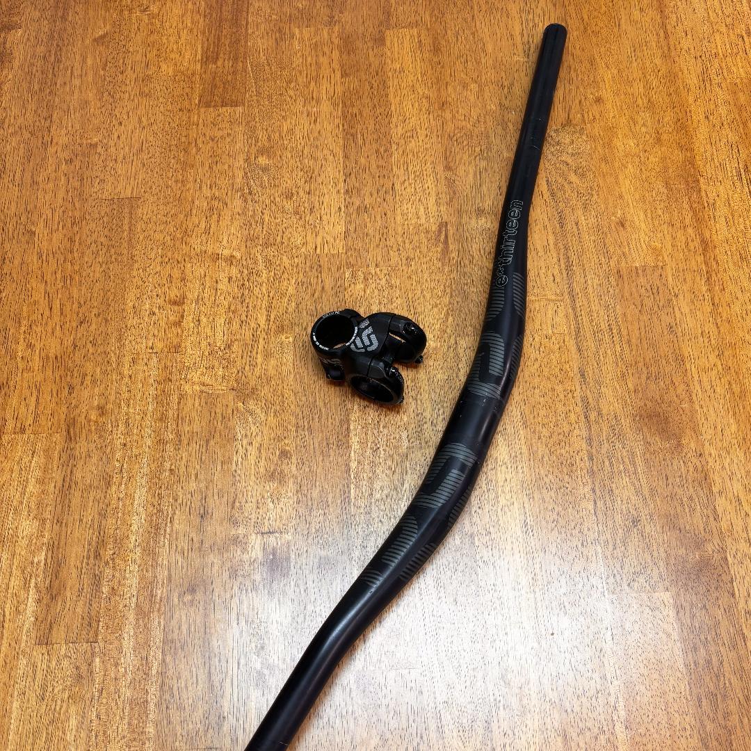 e*thirteen カーボンバーハンドル & アルミステム