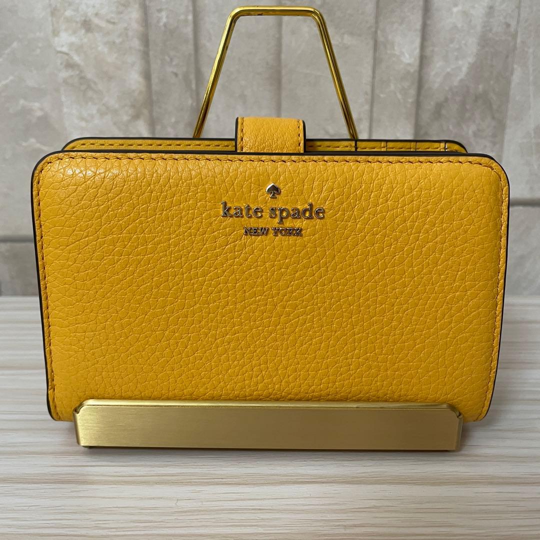 早い者勝ち！訳あり新品 kate spade 二つ折り財布 イエロー