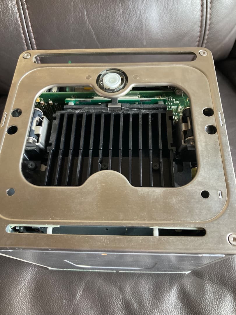 PowerMac G4 Cube 　ハードディスク40GB、メモリー1GB