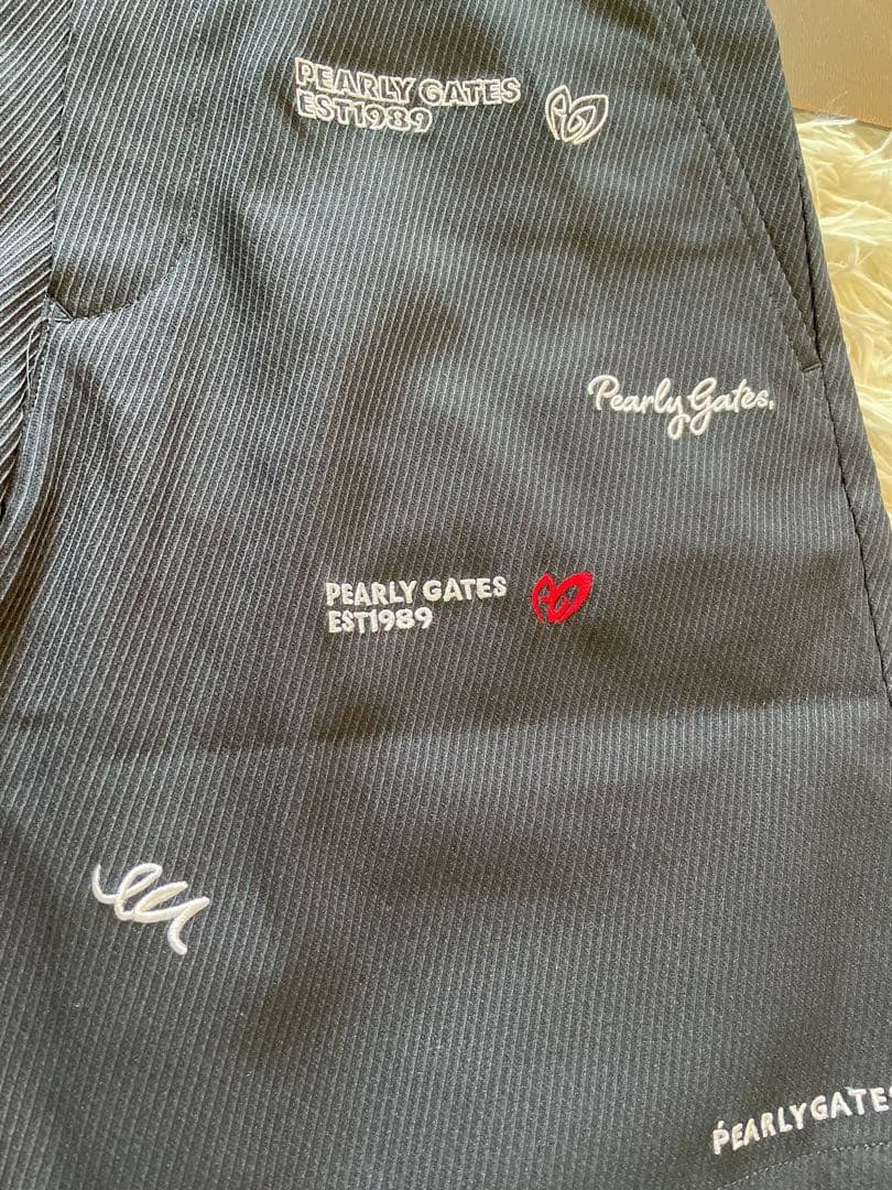 人気完売品パーリーゲイツパロディロゴ柄のカルゼジャガードショートパンツサイズ4