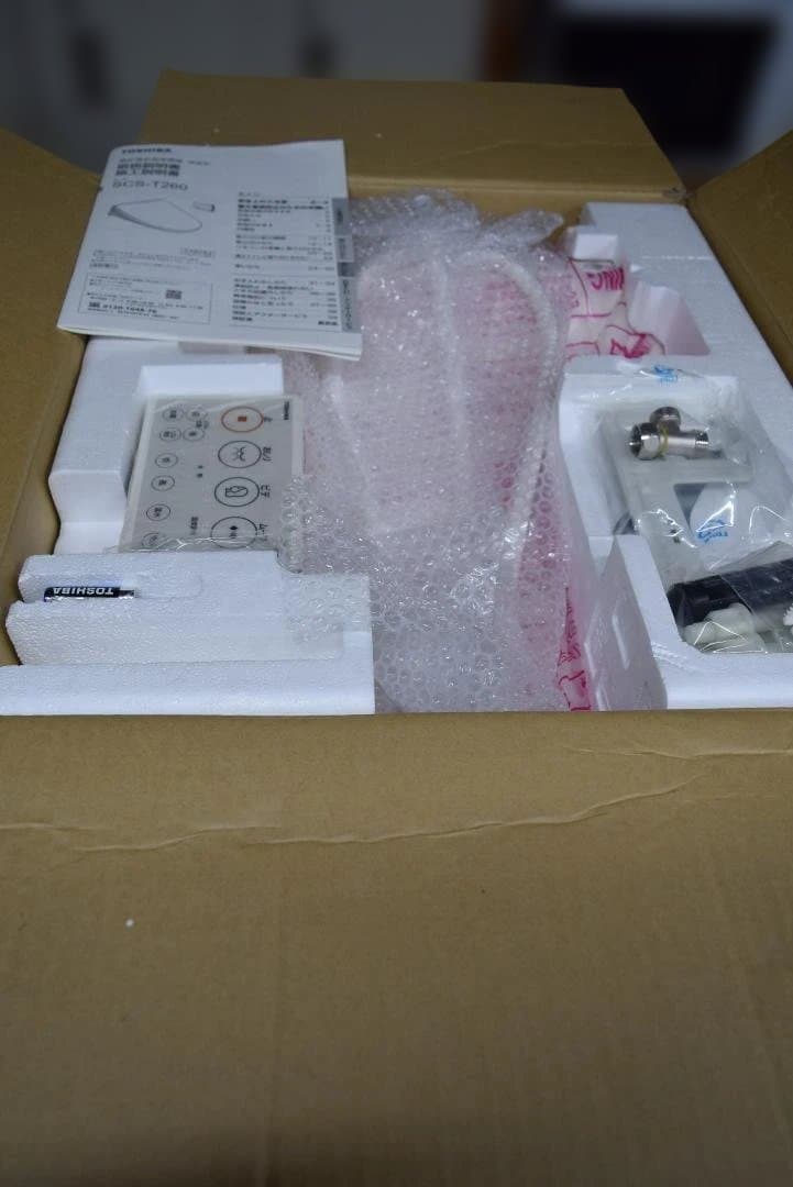 TOSHIBA SCS-T260 温水洗浄便座　初期不良修理品未使用