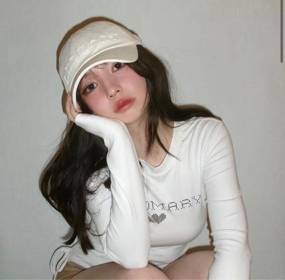 トップス ANDMARY Dot mary logo tops White