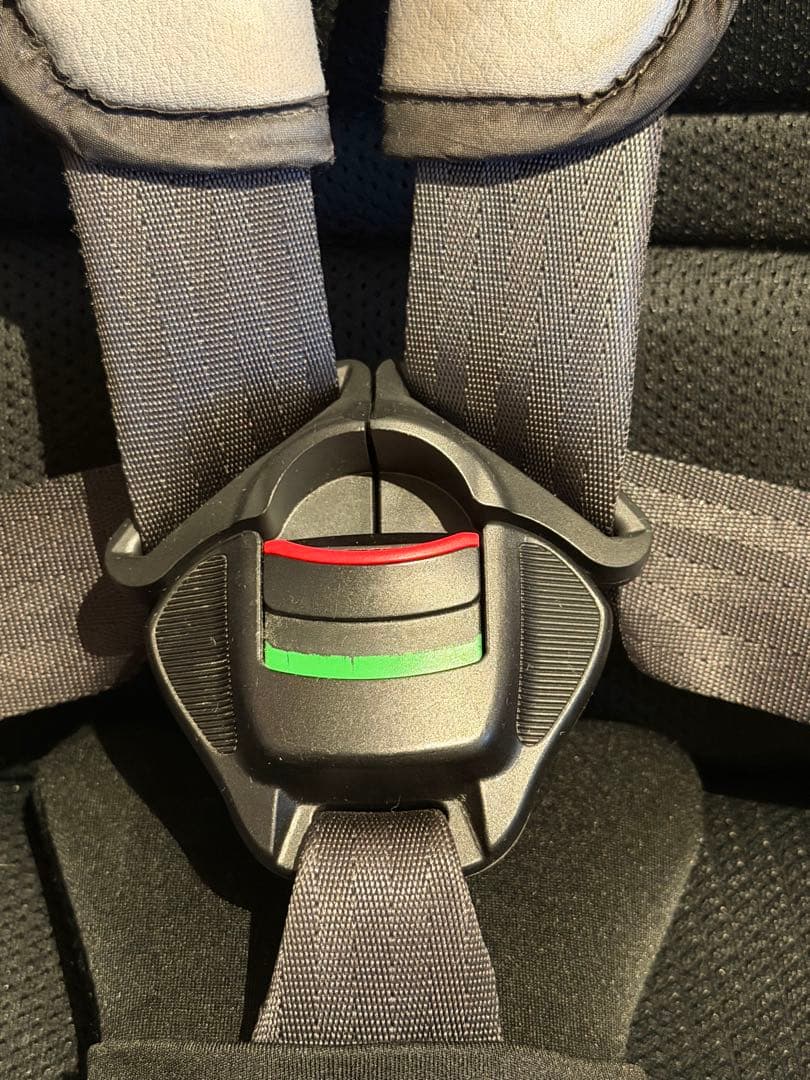 【2/18まで】アップリカ　フォームフィット　チャイルドシート　ISOFIX