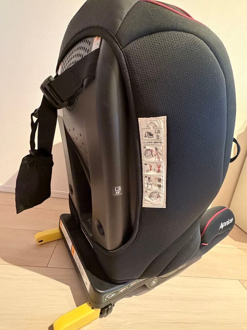 【2/18まで】アップリカ　フォームフィット　チャイルドシート　ISOFIX