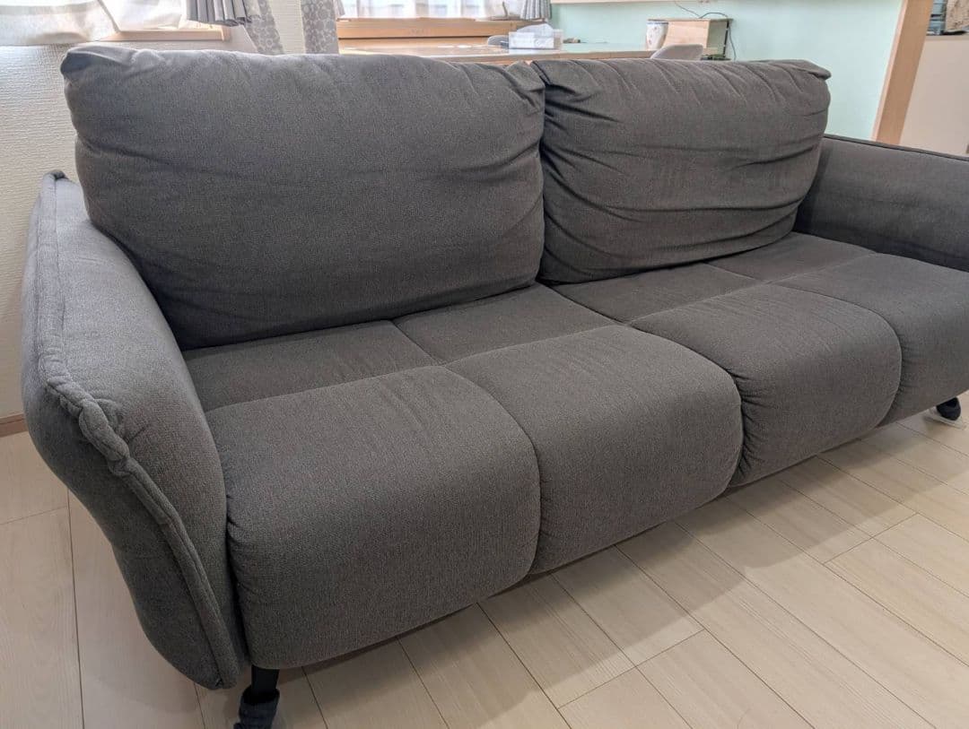 【最終値下げ】グレー モダンソファ　3人掛け
