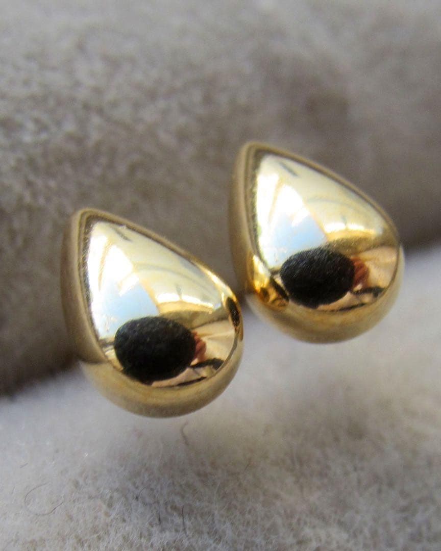 18K ドロップピアス K18 18金 刻印 スタッド 日本製 しずく Ｍ