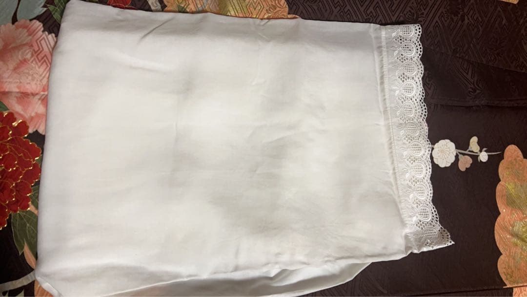 のどまど　茶振袖 花柄刺繍