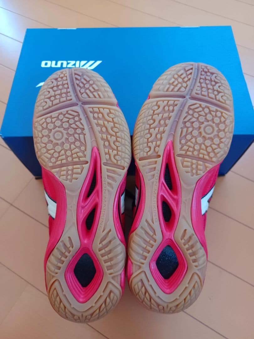 ミズノ　バレーボールシューズ