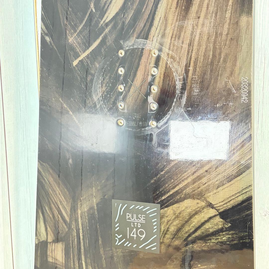 美品 SALOMON PULSE LTD スノボー 板 スノーボード