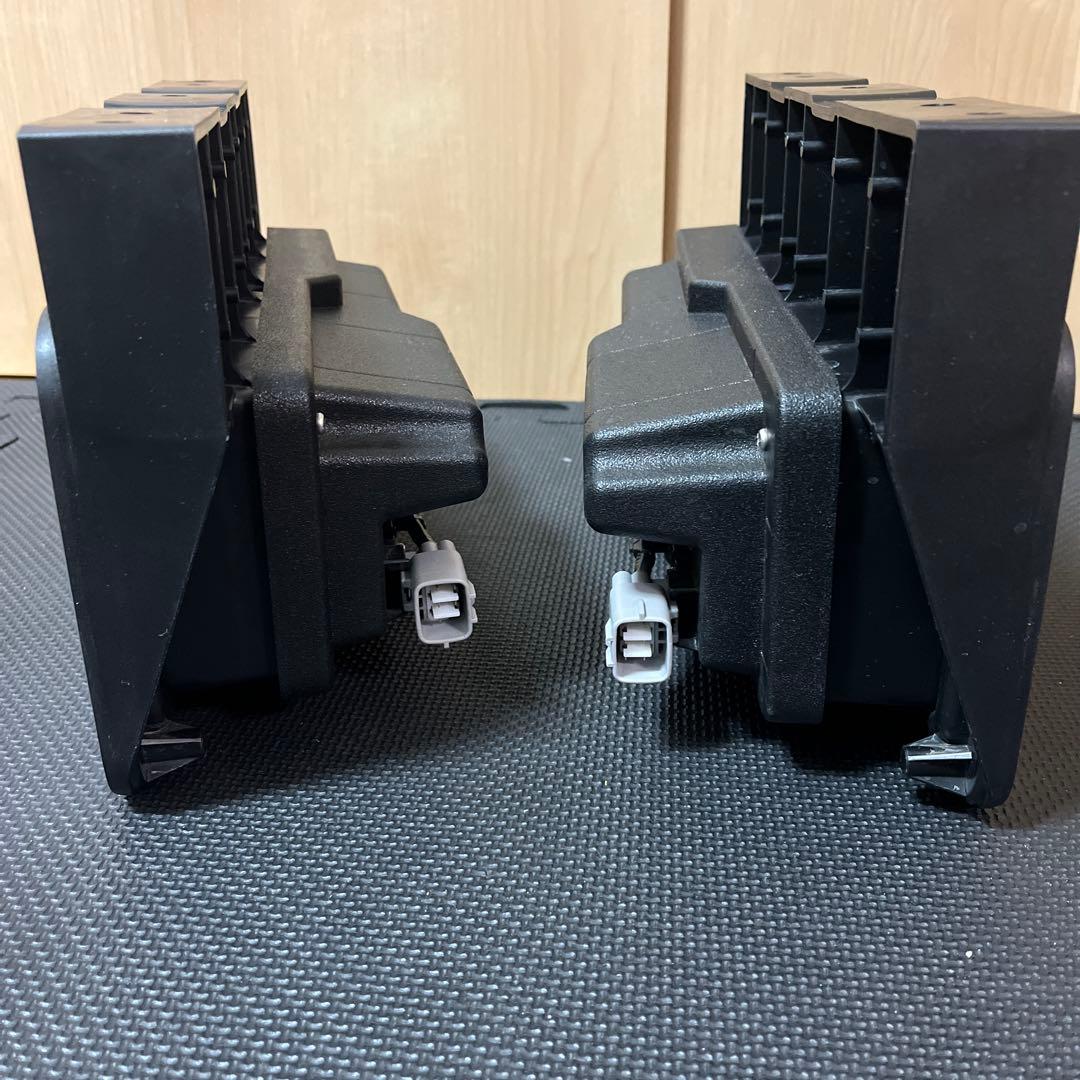 日野大型車用 左右セット LEDテールランプ