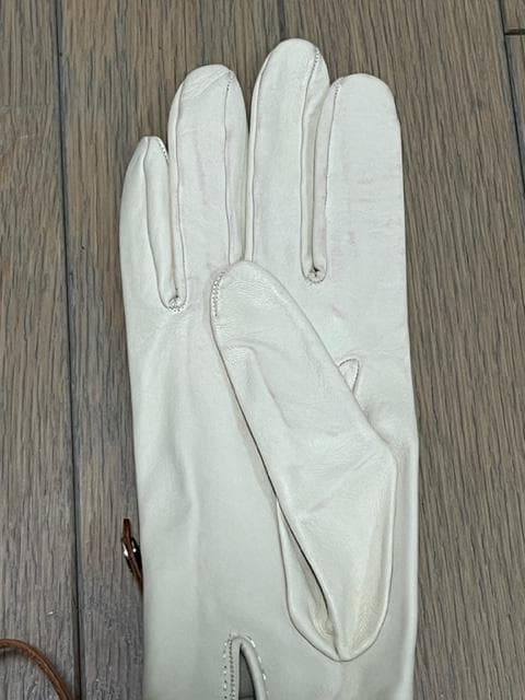 b*y様 【エルメス/Hermes】レディース革手袋（美品）