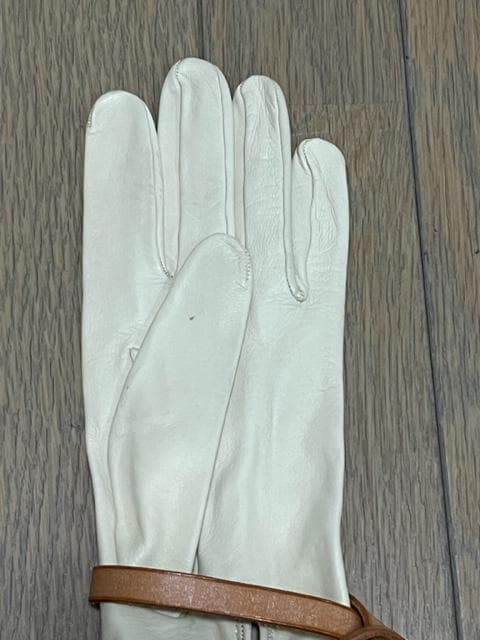 b*y様 【エルメス/Hermes】レディース革手袋（美品）