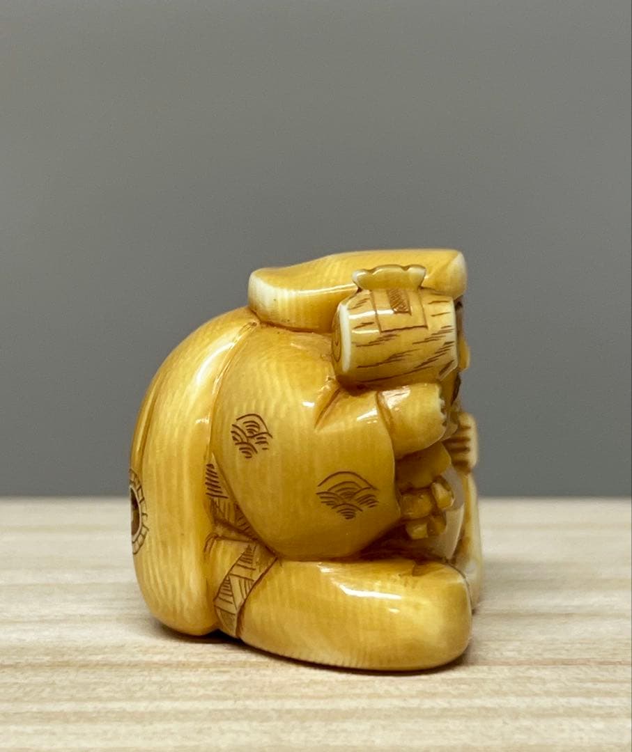 極上人物根付　彫刻　H3-4