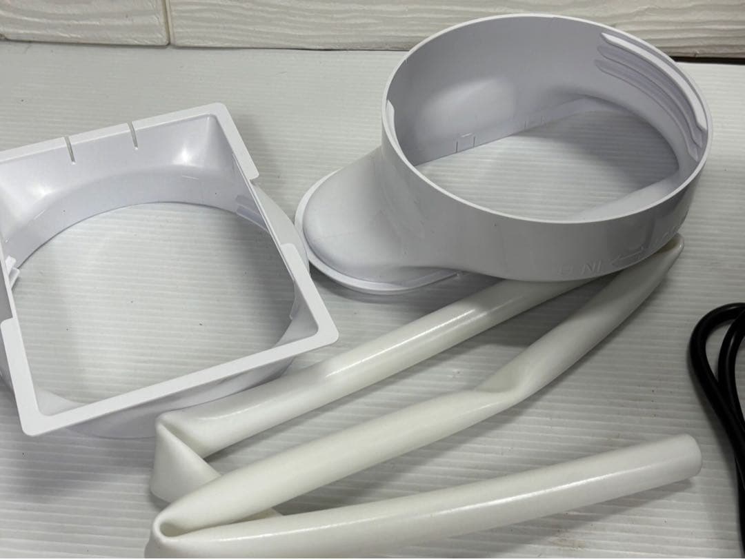 【ほぼ未使用 QUADS ポータブルエアコン QS518 2025年製】