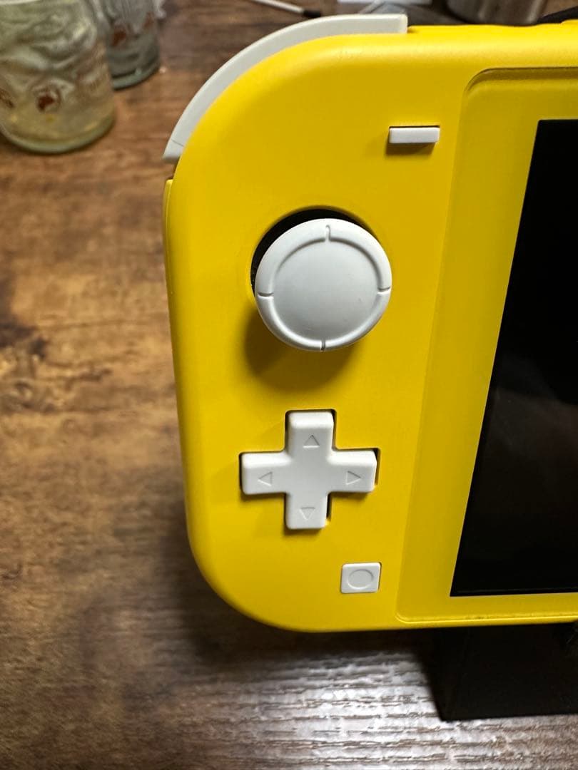 Nintendo Switch Lite イエロー 本体　2回使用