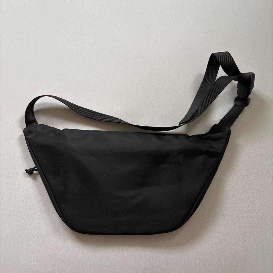 BALENCIAGA エクスプローラー ショルダーバッグ