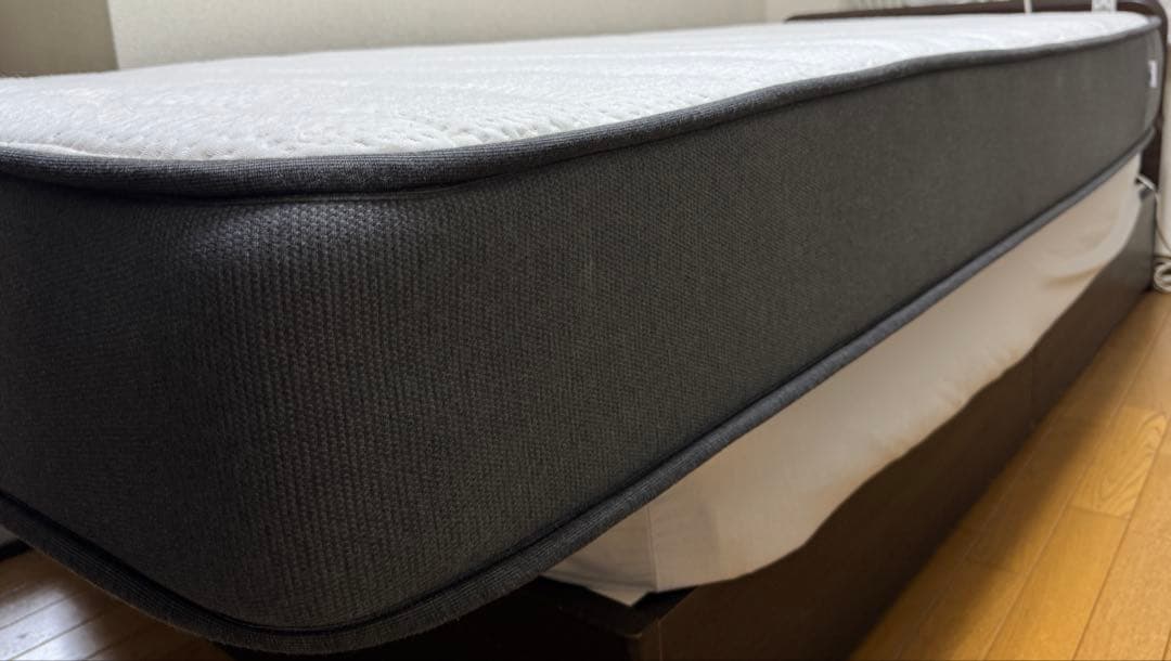 NELLシングル スプリングマットレス ホワイト