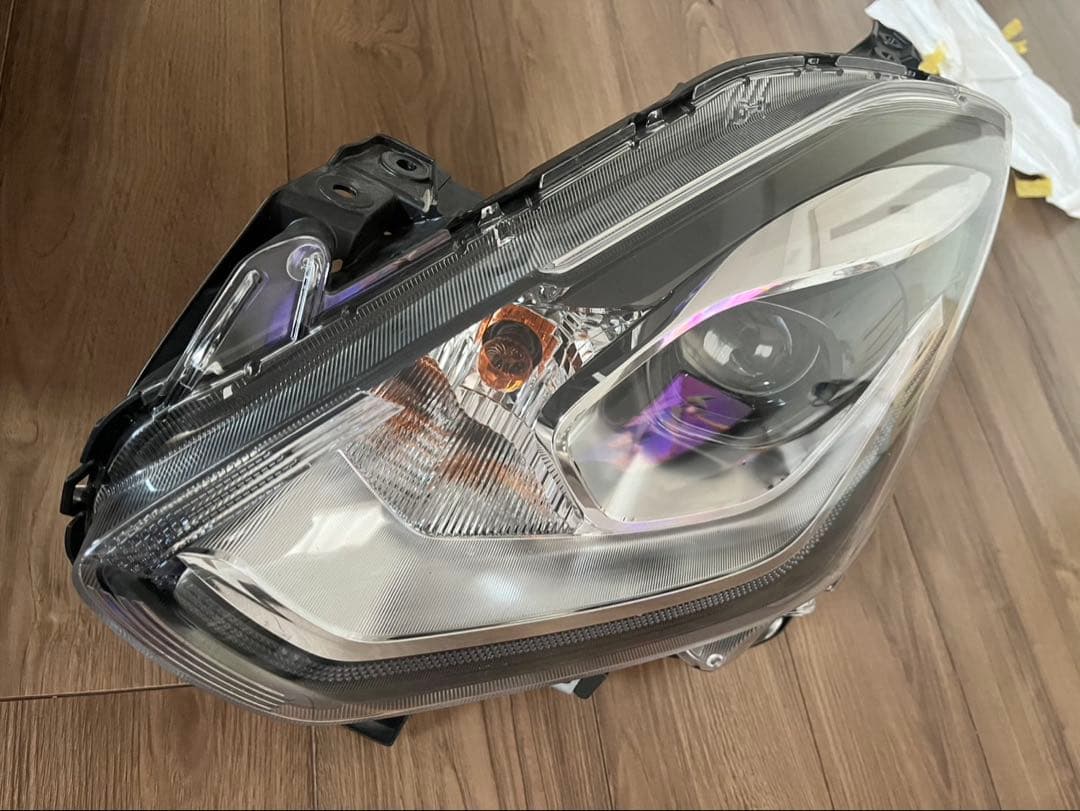 純正LEDヘッドライト 左右　zc33s スイフトスポーツ