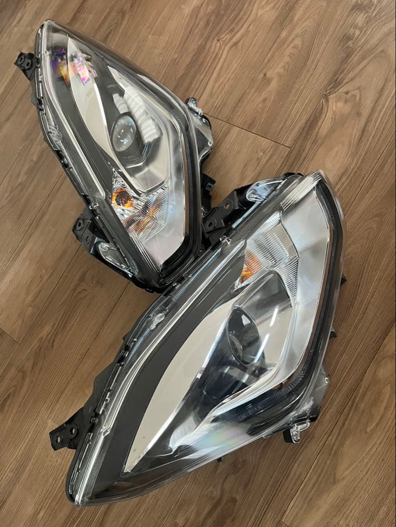純正LEDヘッドライト 左右　zc33s スイフトスポーツ