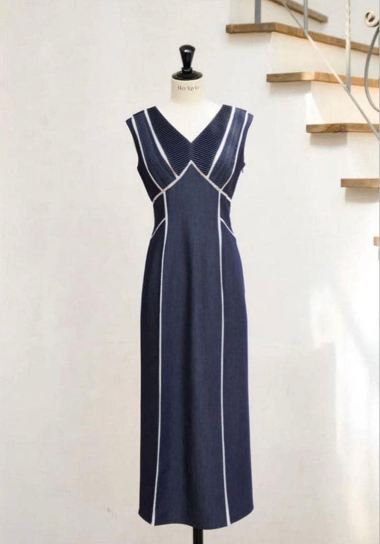 新品 Herlipto Lace Trimmed Chambray Dress