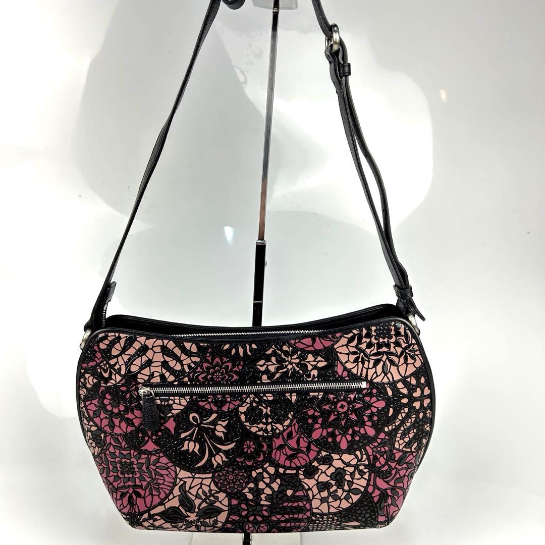 【未使用級✨】印傳屋　リュオラ　ショルダーバッグ　B5 印伝屋　クロスボディ