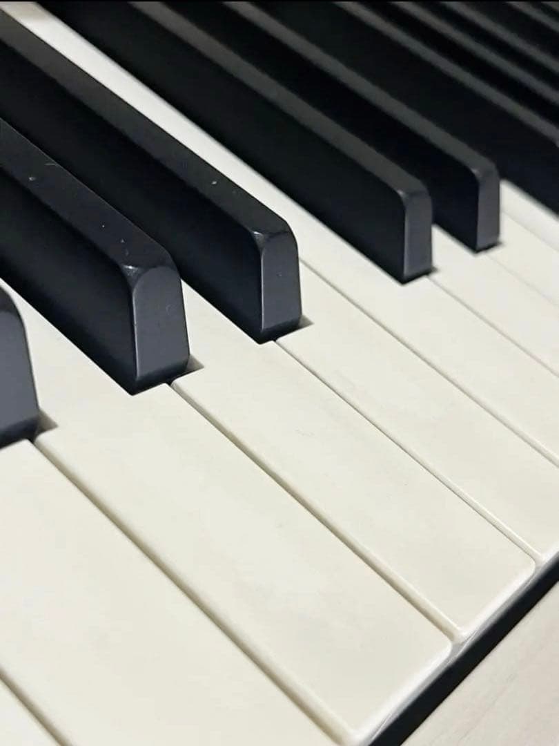 KAWAI　カワイ　電子ピアノ　CA48A 18年製　ホワイト　メトロノーム