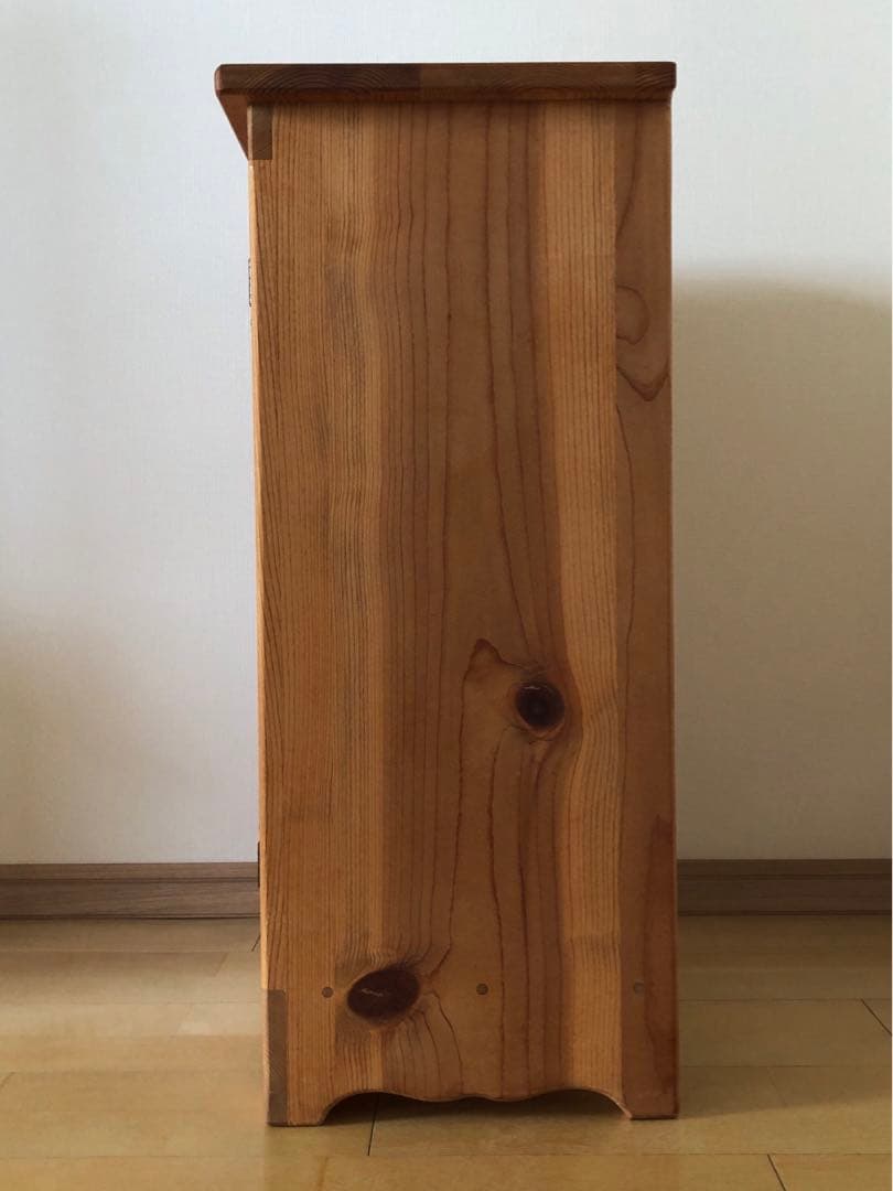 カントリー家具　キャビネット