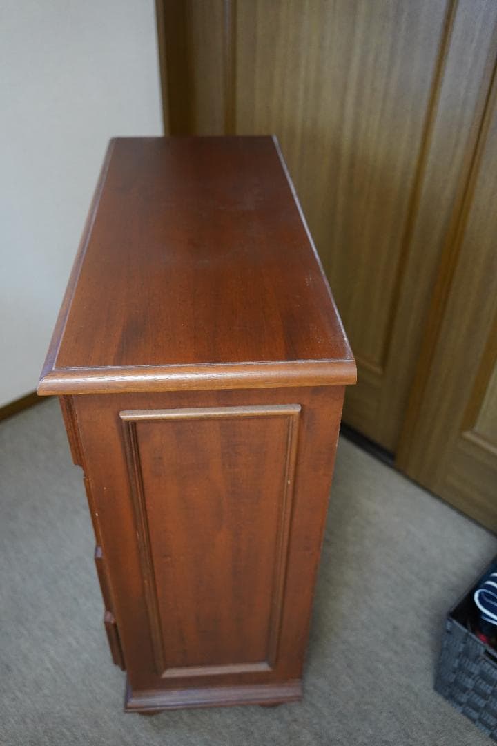 値下げしました！！イタリア製　象嵌　アンティーク　４段チェスト・収納ボード